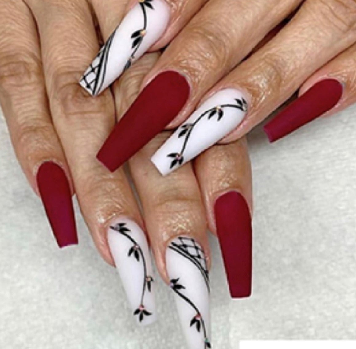 "Red Vine" Press On Nails image 0