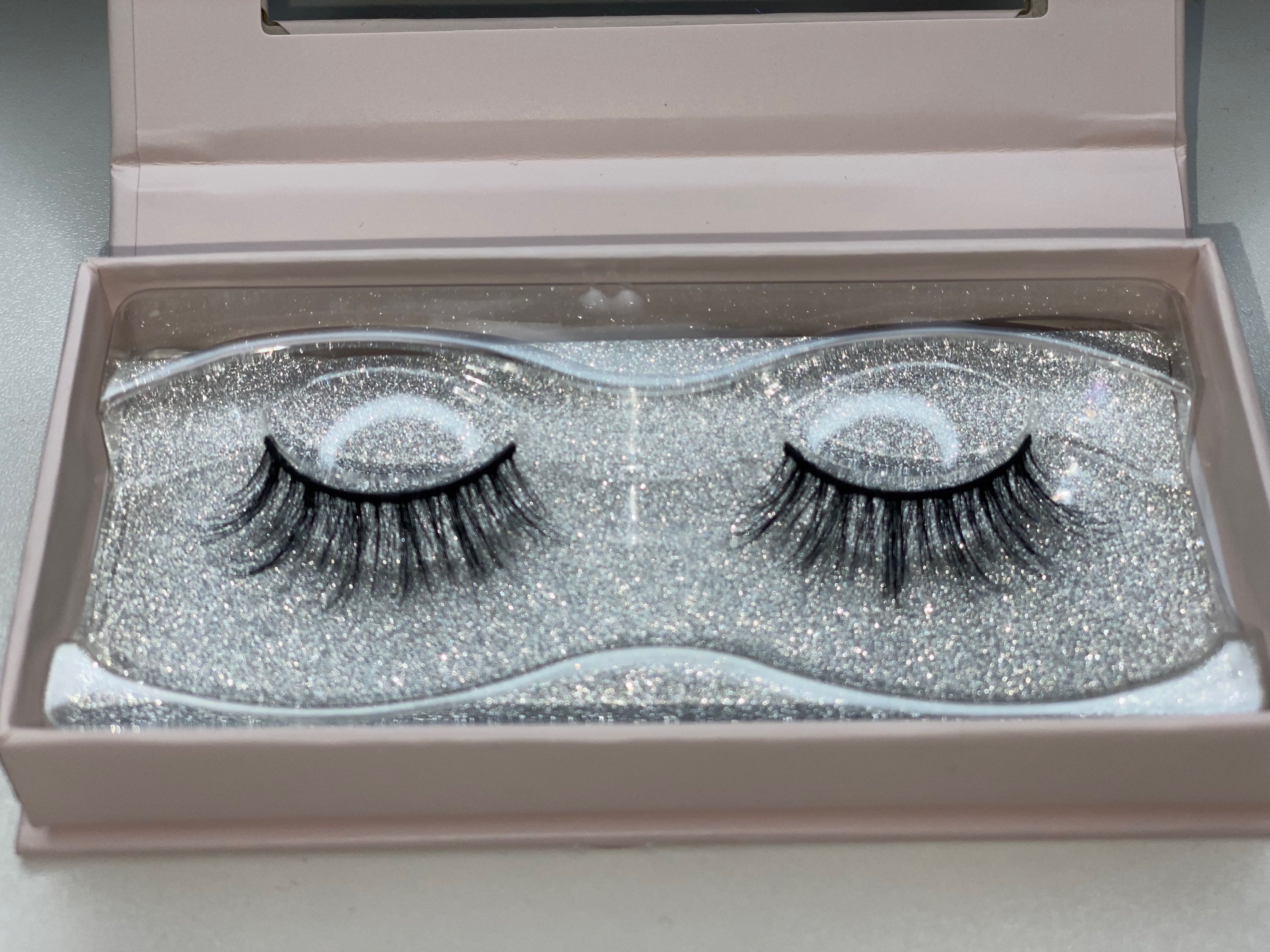 "Beauty" Lashes image 2