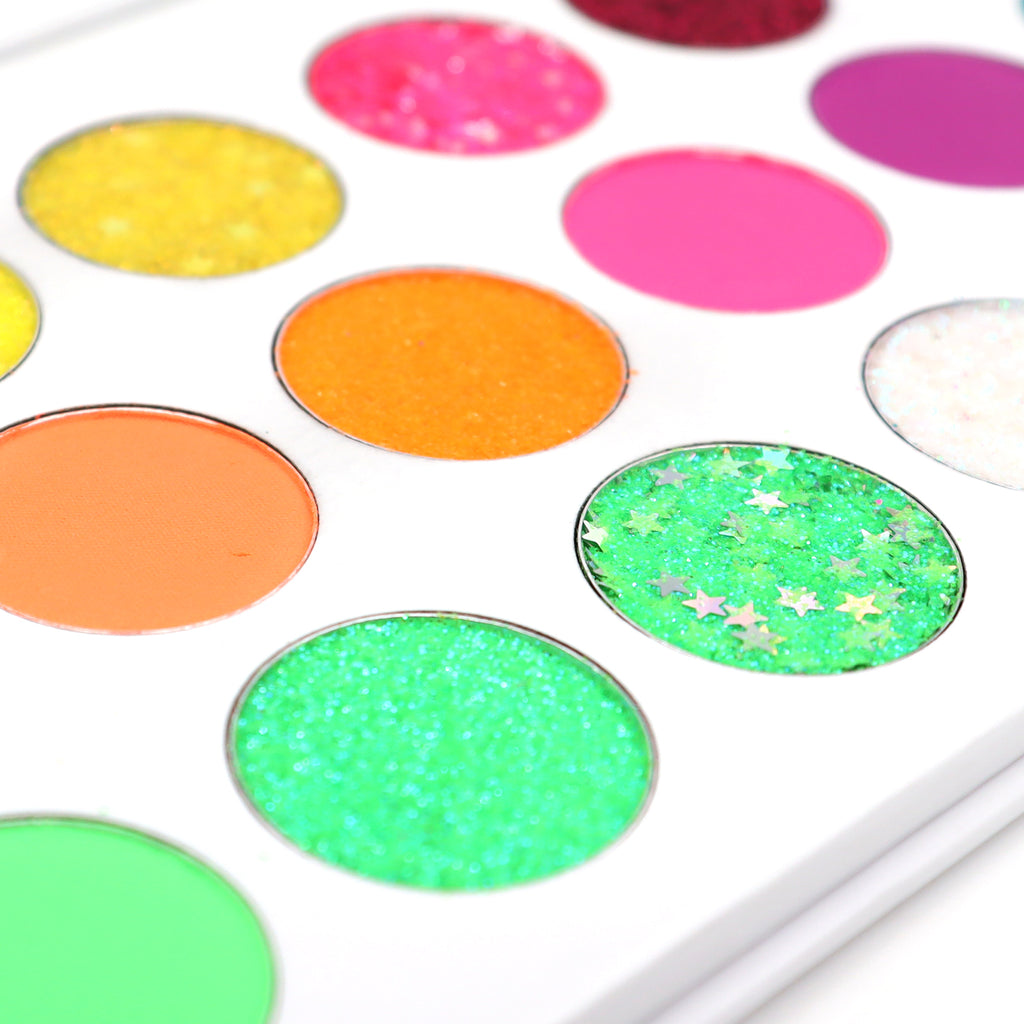 "Summertime Love" Eyeshadow Palette image 4