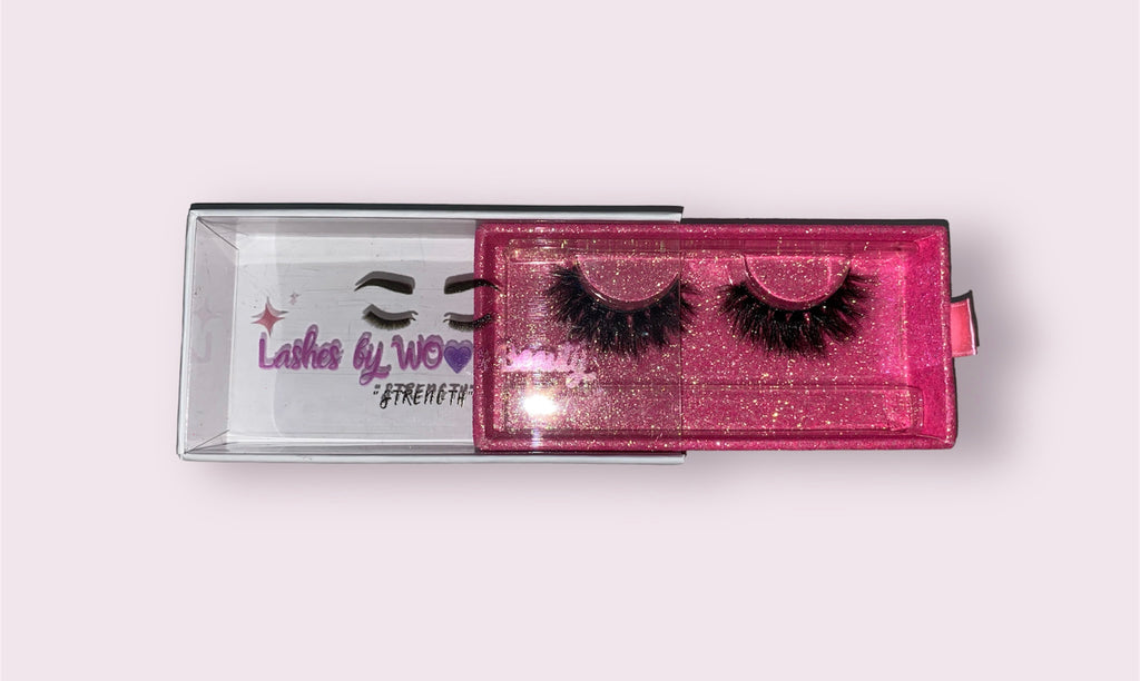 "Strength" Mink Fur Lashes image 3