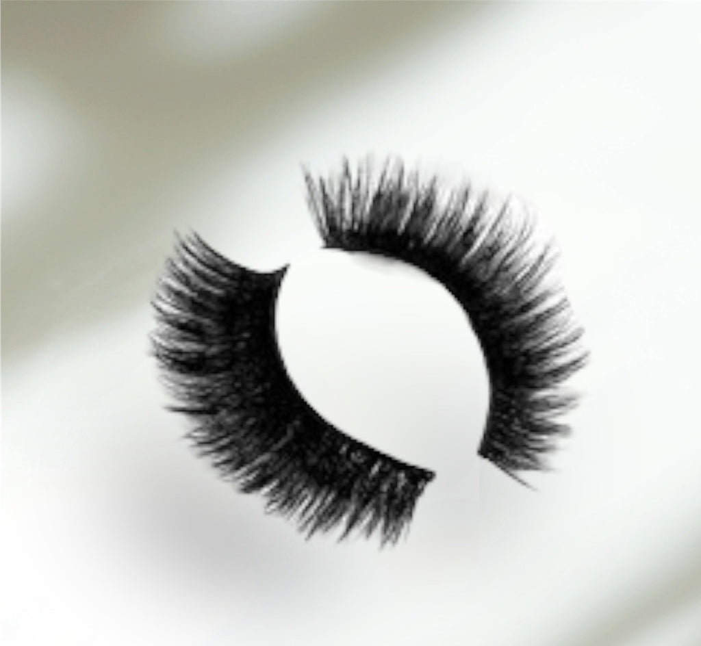 Xaria’ Rose Lashes image 2