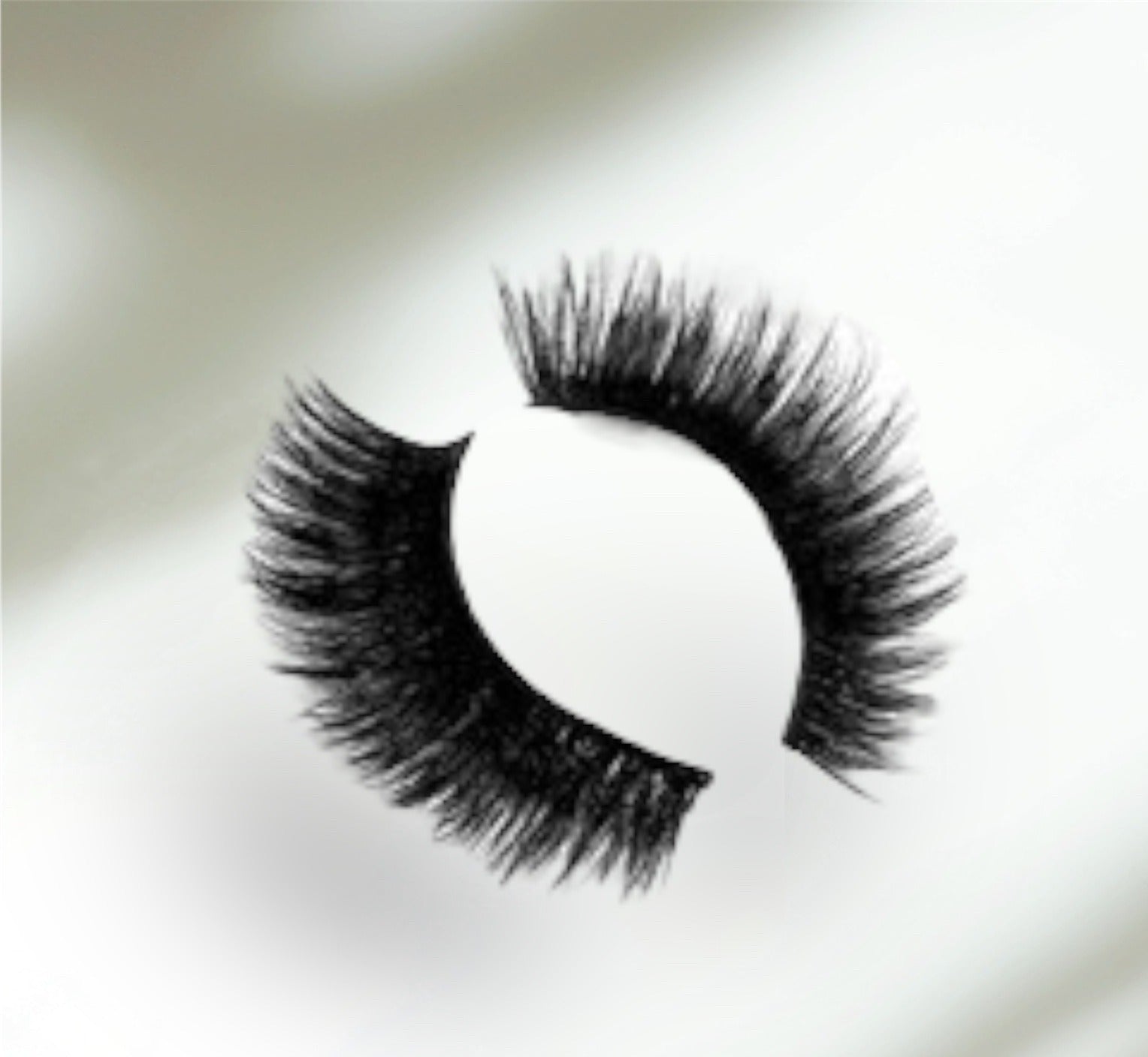 Xaria’ Rose Lashes image 2