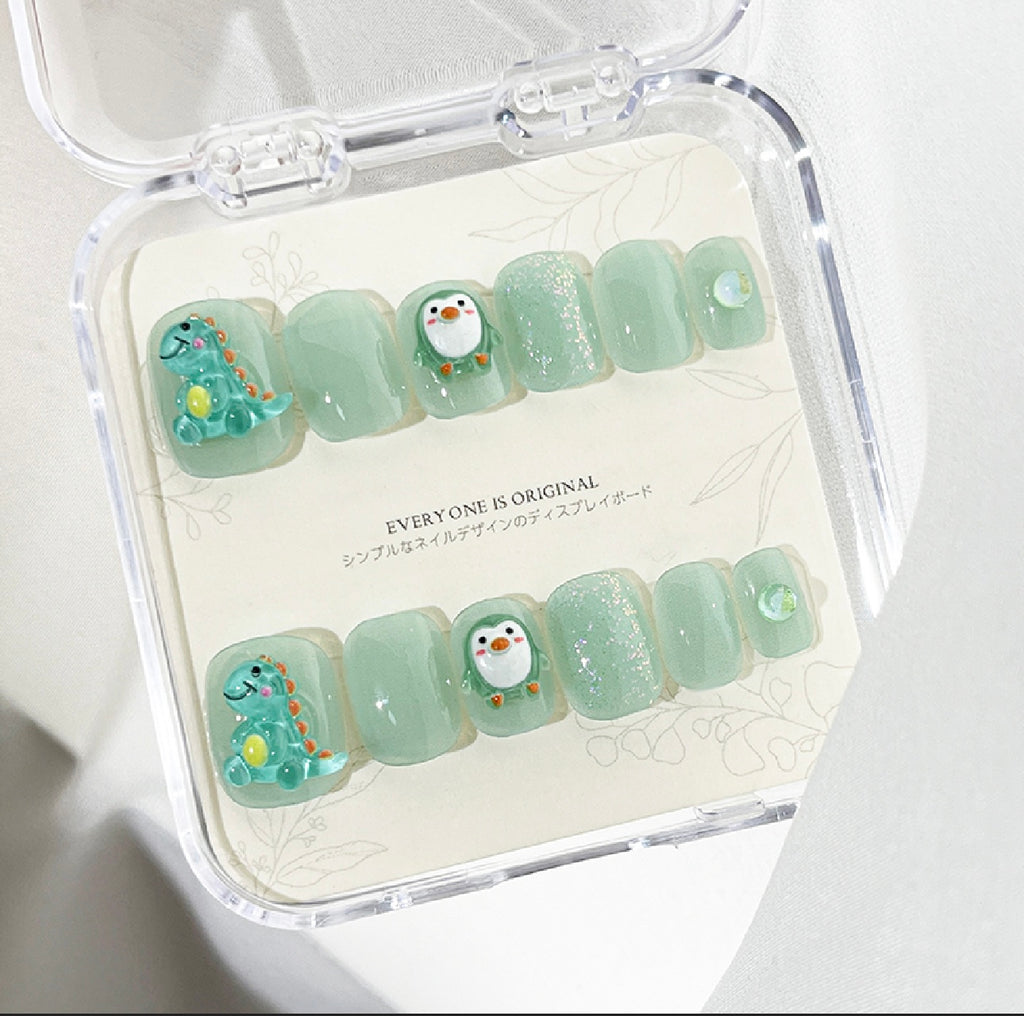 Lil WOH’s Beauty Press Ons